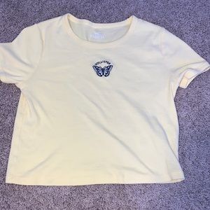 American Eagle 🦅 Jean shorts and 2 Hollister tops